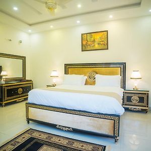 Canadian Inn Islamabad